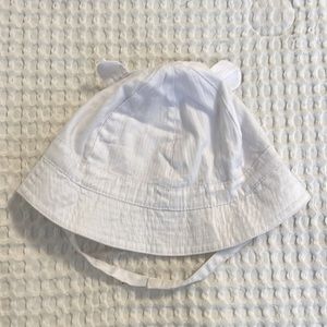 Baby sun hat 3-6 mo